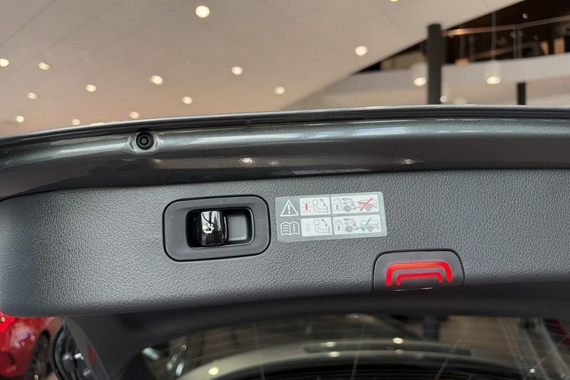 Mercedes C300 bild 13
