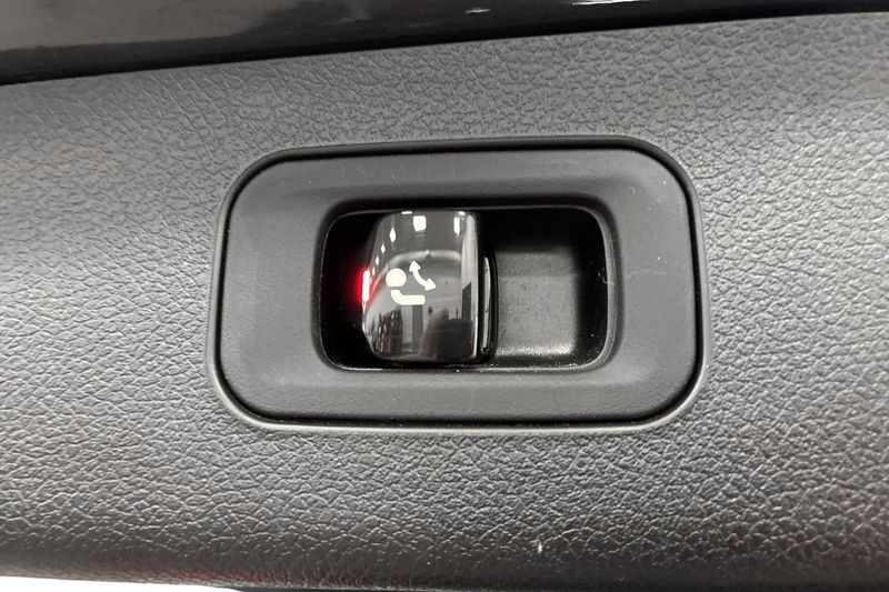 Mercedes E300 bild 29