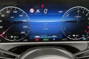 Mercedes E300 bild 16