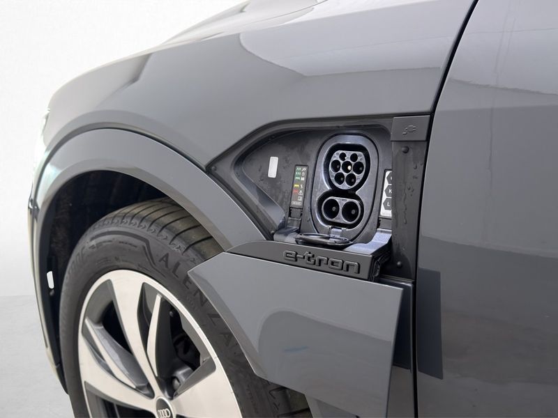 Audi Q8 bild 31