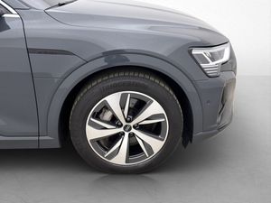 Audi Q8 bild 35