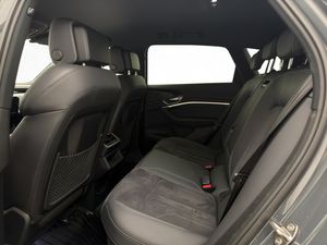 Audi Q8 bild 25