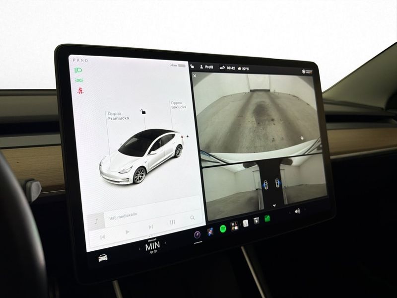 Tesla Model 3 bild 15
