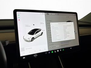 Tesla Model 3 bild 22