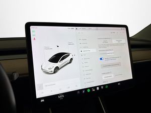 Tesla Model 3 bild 20