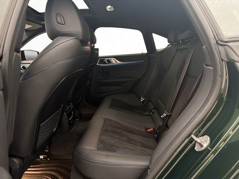 BMW i4 bild 30