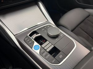 BMW i4 bild 26
