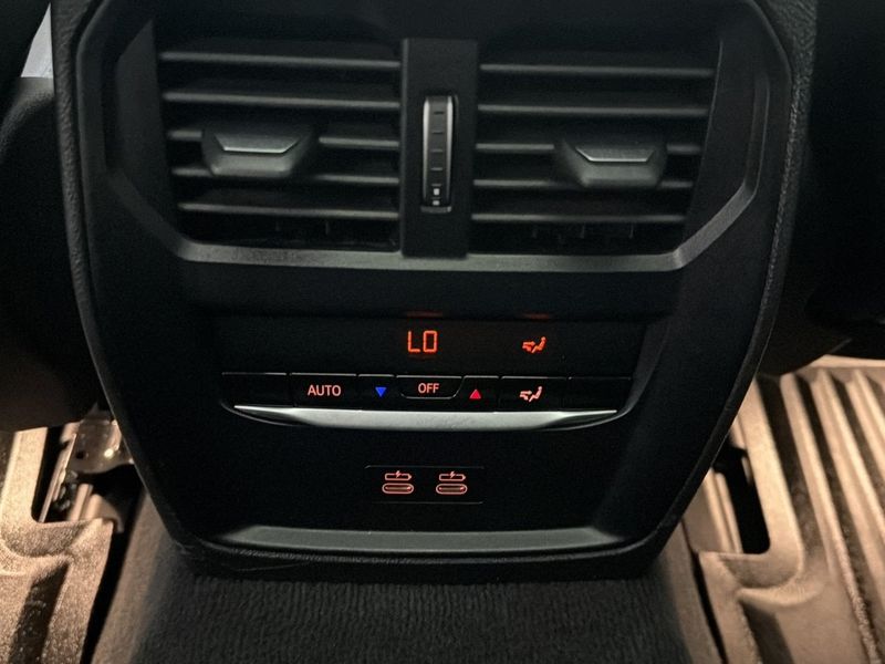BMW i4 bild 29