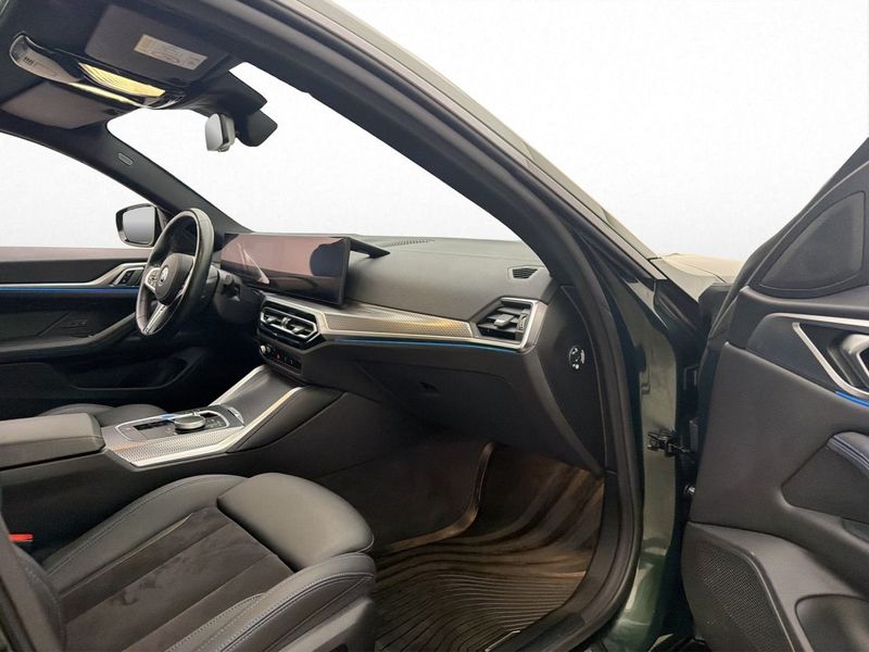 BMW i4 bild 27