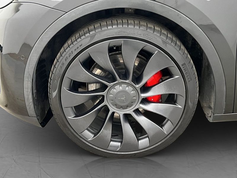 Tesla Model Y bild 26