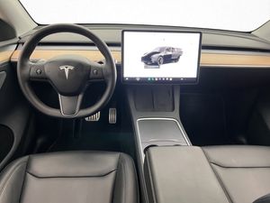 Tesla Model Y bild 14