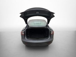 Tesla Model 3 bild 18