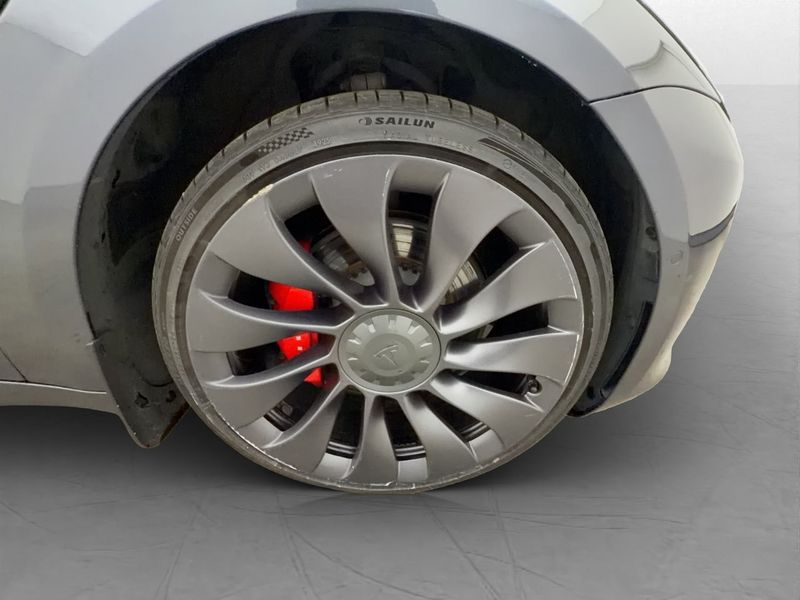 Tesla Model 3 bild 11