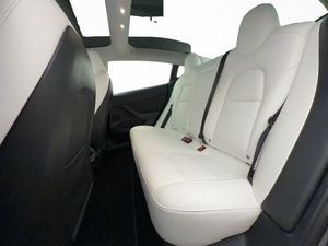 Tesla Model 3 bild 20