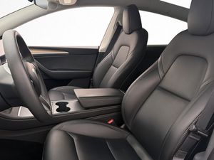 Tesla Model Y bild 17