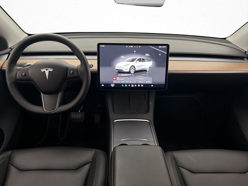 Tesla Model Y bild 14