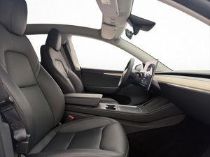 Tesla Model Y bild 11