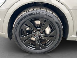 Audi Q8 bild 37