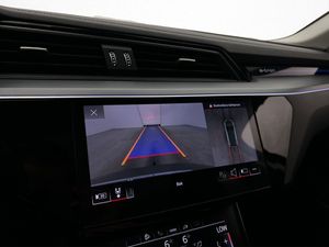 Audi Q8 bild 21
