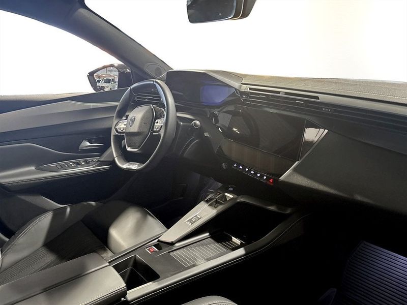 Peugeot 408 bild 11