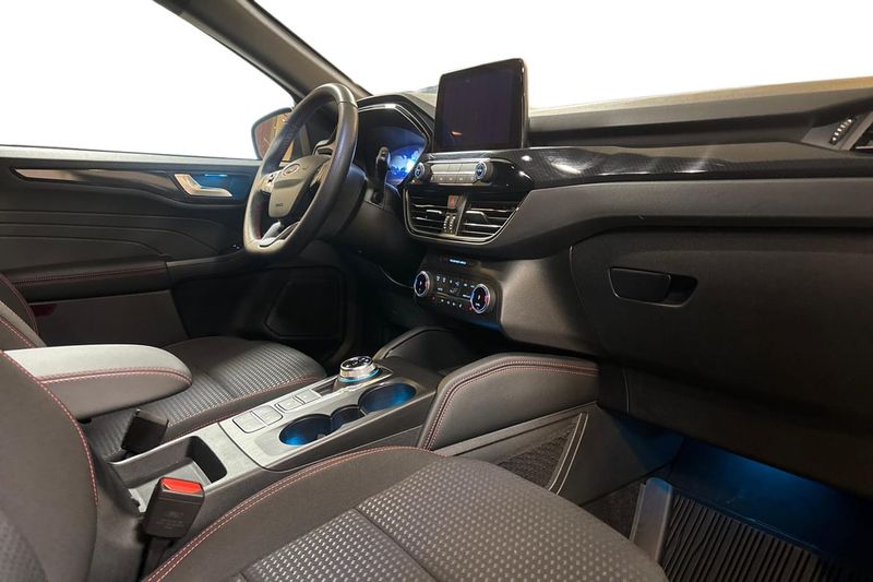 Ford Kuga bild 10