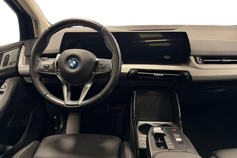 BMW 230 bild 8