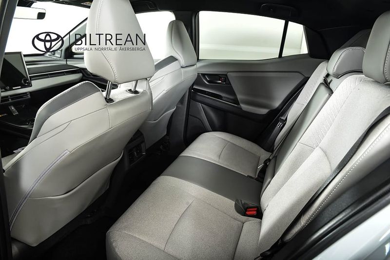 Toyota C-HR+ bild 8