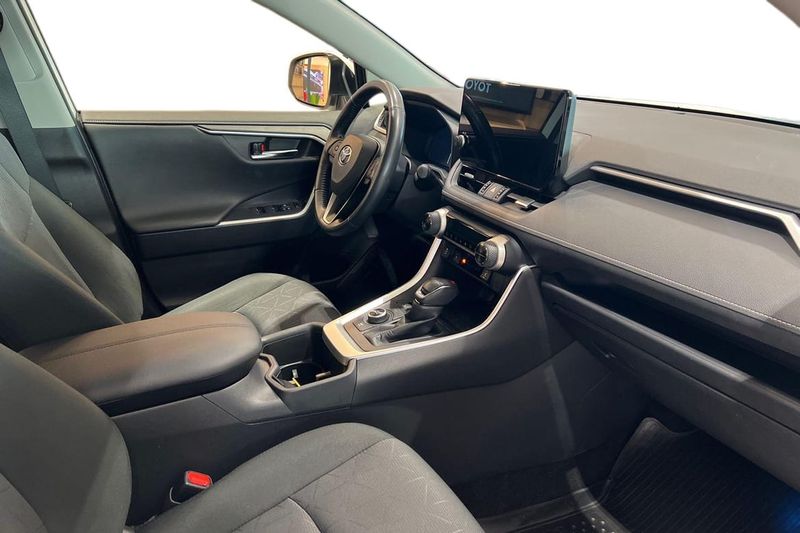 Toyota RAV4 bild 7