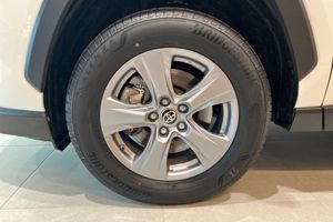 Toyota RAV4 bild 17