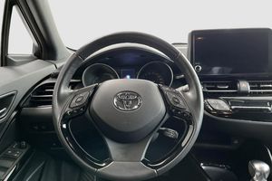 Toyota C-HR bild 12