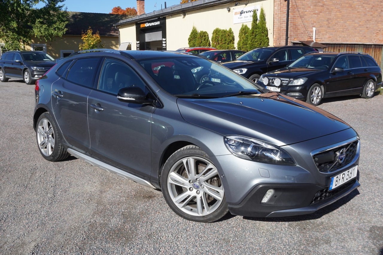 Volvo V40