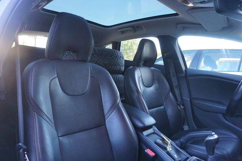 Volvo V40 bild 6