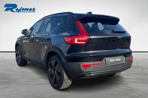 Volvo EX40 bild 2