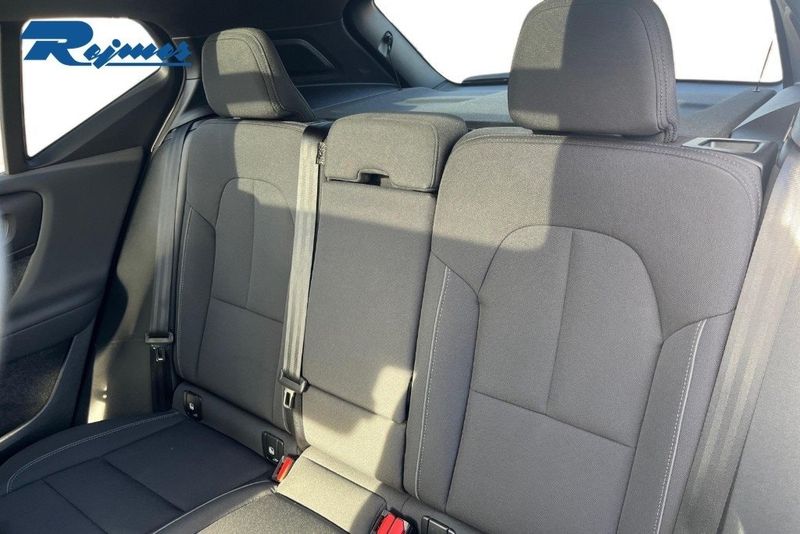 Volvo EX40 bild 16