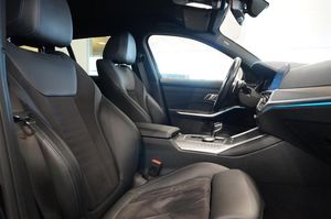 BMW 330 bild 4