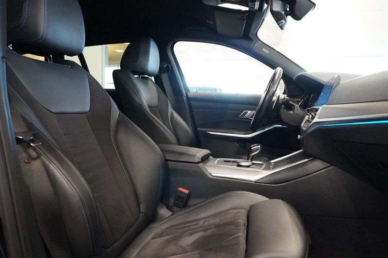 BMW 330 bild 4