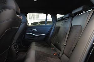 BMW 330 bild 7