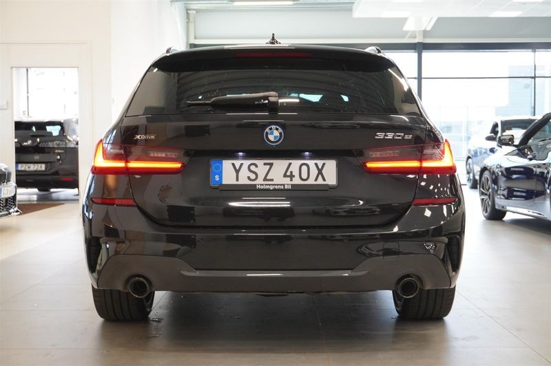 BMW 330 bild 18