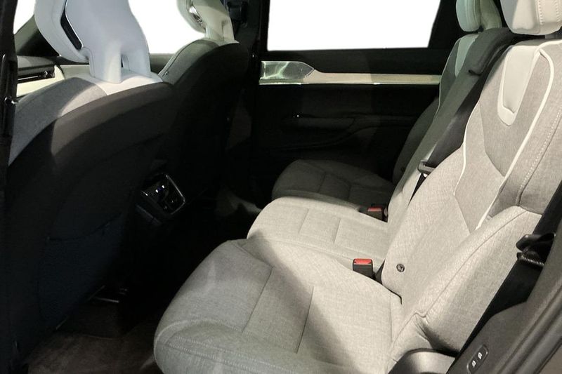 Volvo EX90 bild 17