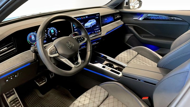 Volkswagen Passat bild 7