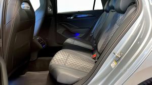 Volkswagen Passat bild 12