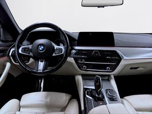BMW 530 bild 11
