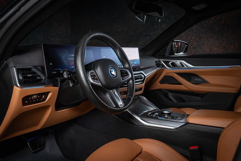 BMW i4 bild 16