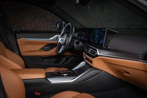 BMW i4 bild 26