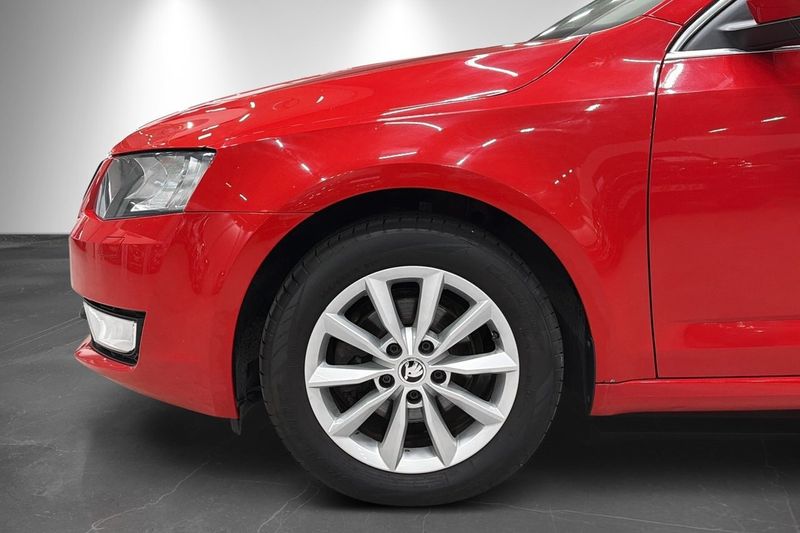 Skoda Octavia bild 2