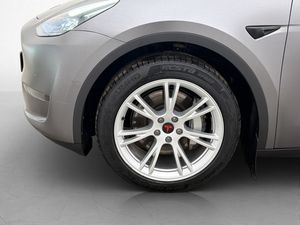 Tesla Model Y bild 29