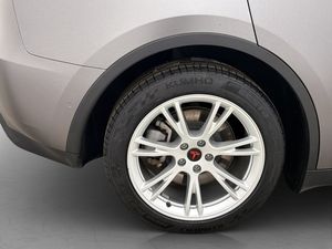 Tesla Model Y bild 31