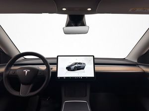 Tesla Model Y bild 12