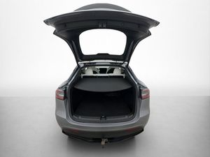 Tesla Model Y bild 28