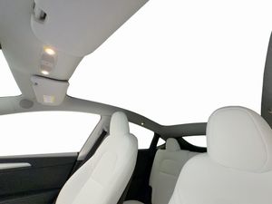 Tesla Model Y bild 11